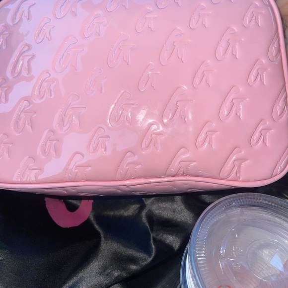 Glamaholic Lifestyle Powder Pink Small Monogram Toiletry Bag/Clutch - Picture 8 of 15